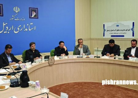 تامین برق طرح ها و مجتمع های آبرسانی در سطح استان نباید با مشکل مواجه شود