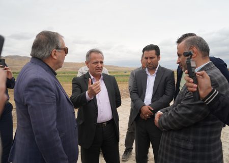 ویدئو :  بازدید خبرنگاران از پروژه‌های در حال اجرای حوزه راه و شهرسازی شهرستان پارس‌آباد