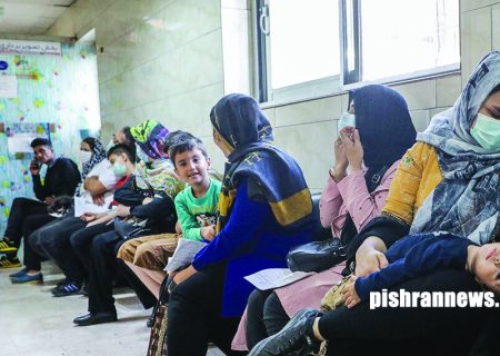 شهروندان در مکان‌های پر ازدحام ماسک بزنند