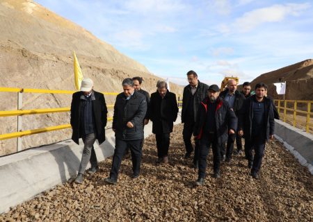 بازدید میدانی استاندار اردبیل از مراحل نهایی تکمیل راه‌آهن اردبیل – میانه