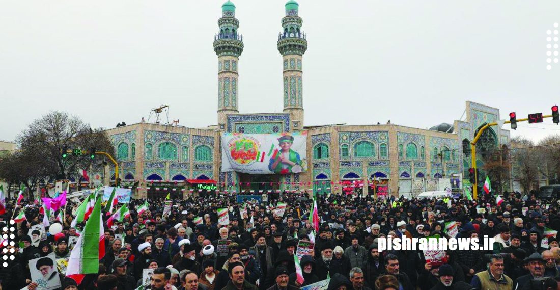 فجر ۴۷ تبلور انسجام ملی ؛ راهپیمایی ۲۲ بهمن استان اردبیل در برف و باران/ فیلم