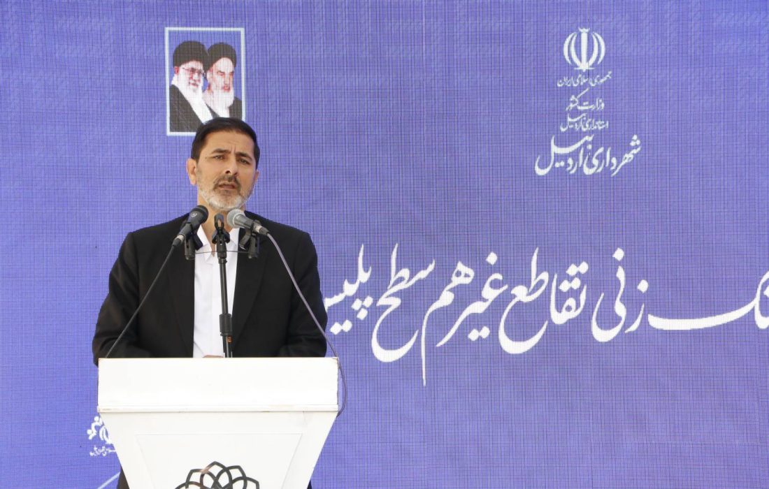 کلنگزنی ششمین تقاطع غیرهمسطح اردبیل / گره ترافیکی میدان پلیس اردبیل باز میشود