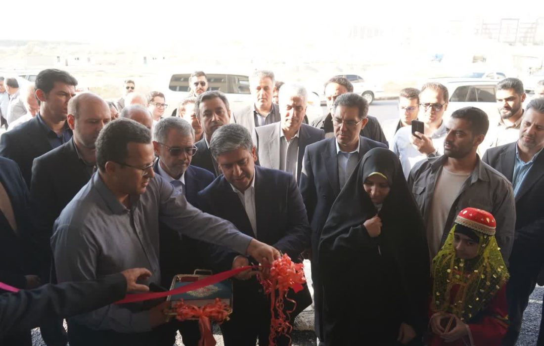 افتتاح و بهره‌برداری از ۸۶۳ واحد مسکونی طرح نهضت ملی مسکن در اردبیل