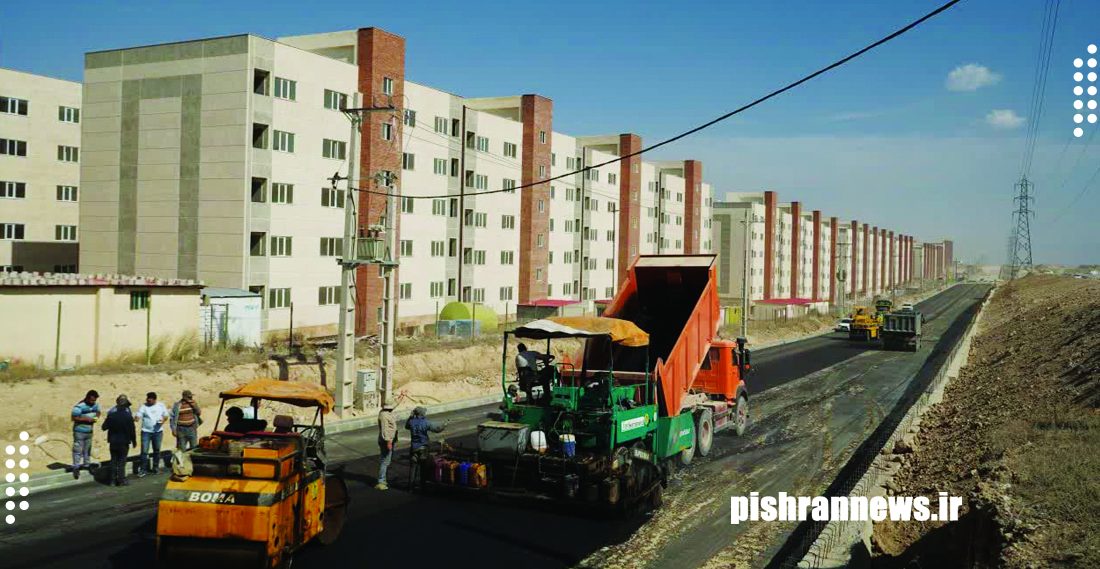 آغاز عملیات آسفالت معابر شهرک سردار شهید حاج‌قاسم سلیمانی اردبیل / تکمیل زیرساخت‌های خدماتی، شرط تسریع در تحویل واحدهای آماده به متقاضیان است