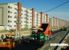 آغاز عملیات آسفالت معابر شهرک سردار شهید حاج‌قاسم سلیمانی اردبیل / تکمیل زیرساخت‌های خدماتی، شرط تسریع در تحویل واحدهای آماده به متقاضیان است